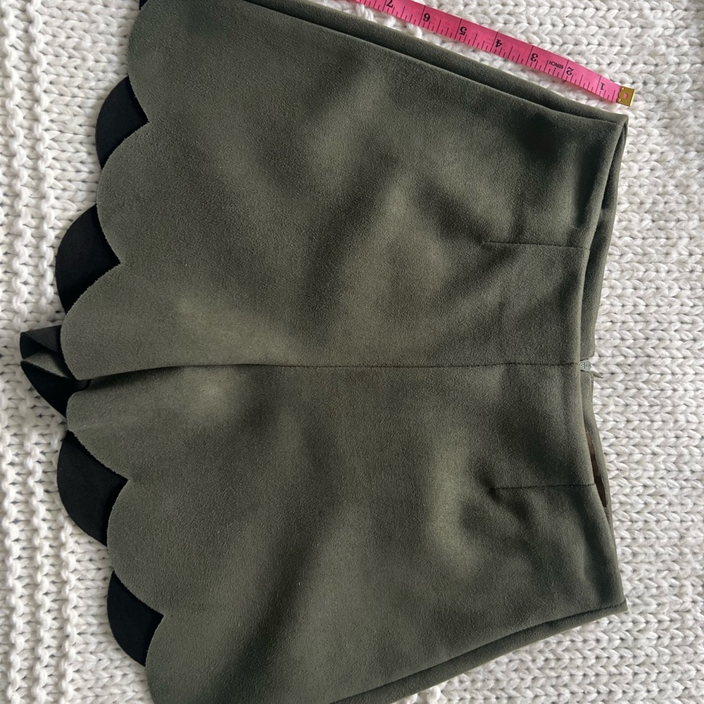 Glocal Velvet Short Skirt